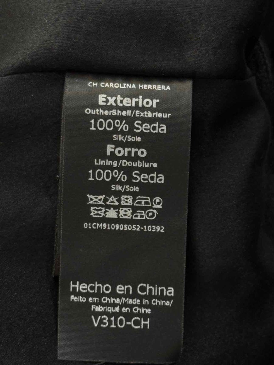 Pre - loved CAROLINA HERRERA Size US 6 Long Dress at Reems Closet