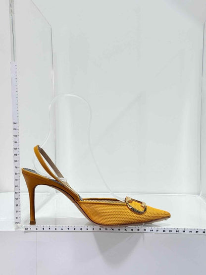 Pre-loved CAROLINA HERRERA Yellow Size EU 37 Pumps at Reems Closet