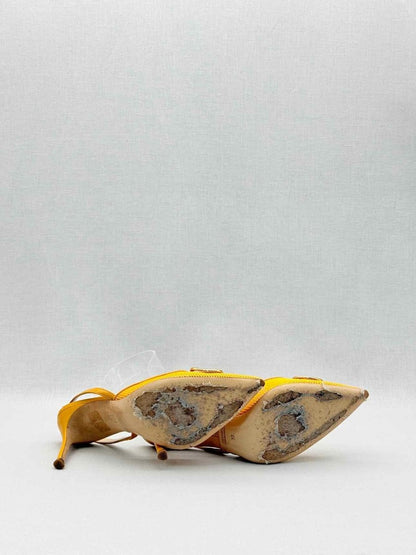 Pre-loved CAROLINA HERRERA Yellow Size EU 37 Pumps at Reems Closet