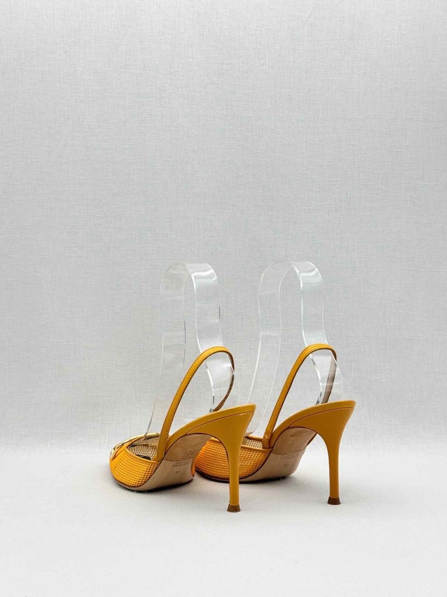 Pre-loved CAROLINA HERRERA Yellow Size EU 37 Pumps at Reems Closet