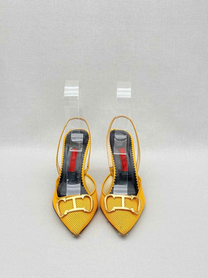 Pre-loved CAROLINA HERRERA Yellow Size EU 37 Pumps at Reems Closet