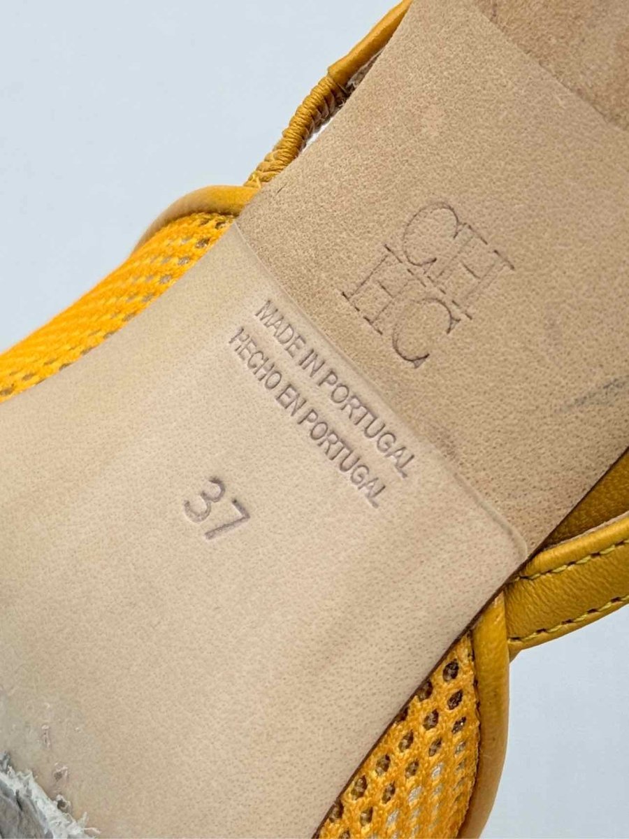 Pre-loved CAROLINA HERRERA Yellow Size EU 37 Pumps at Reems Closet