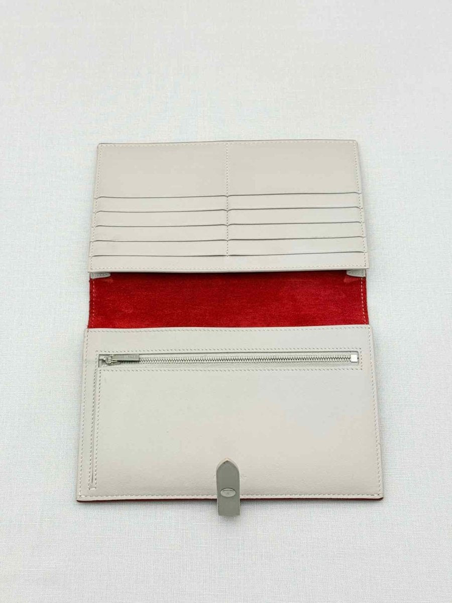 Pre-loved CELINE Red & Beige Continental Wallet at Reems Closet