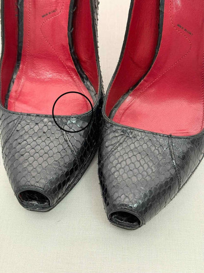 Pre-loved CESARE PACIOTTI Black Size EU 39 Pumps at Reems Closet