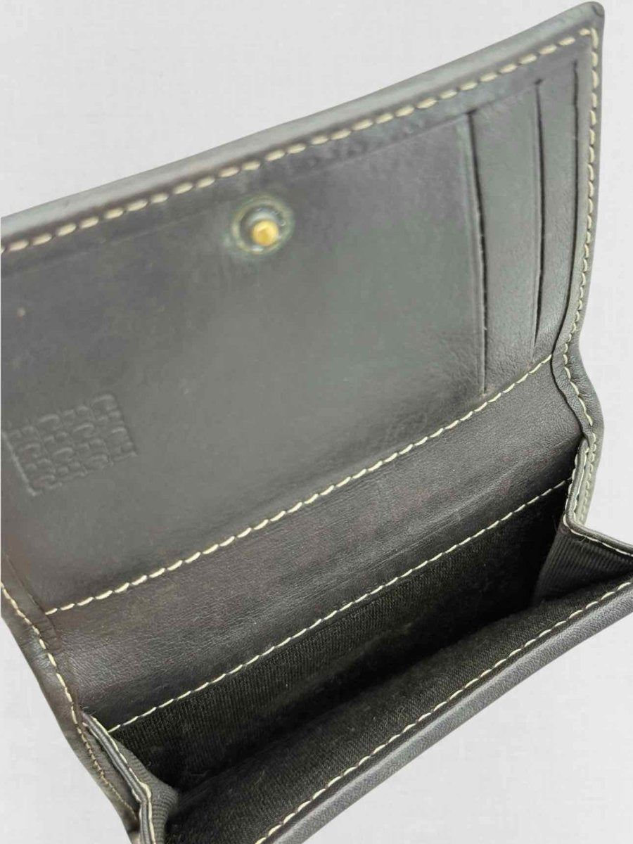 Pre - loved CH LONDON Black & Cream Logo Card Holder at Reems Closet