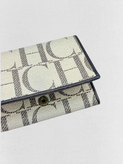 Pre - loved CH LONDON Black & Cream Logo Card Holder at Reems Closet