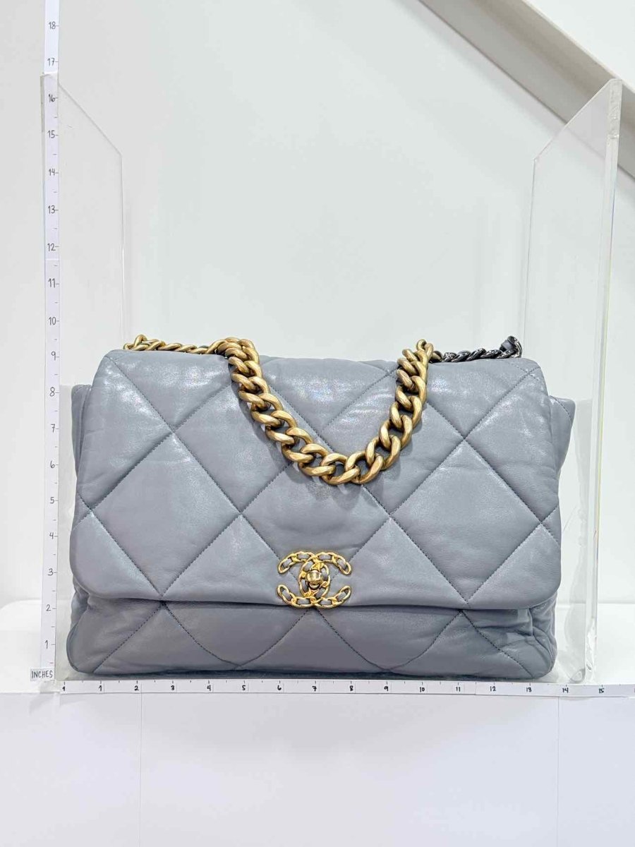 Pre-loved CHANEL 19 Flap Grey Quilted Shoulder Bag at Reems Closet