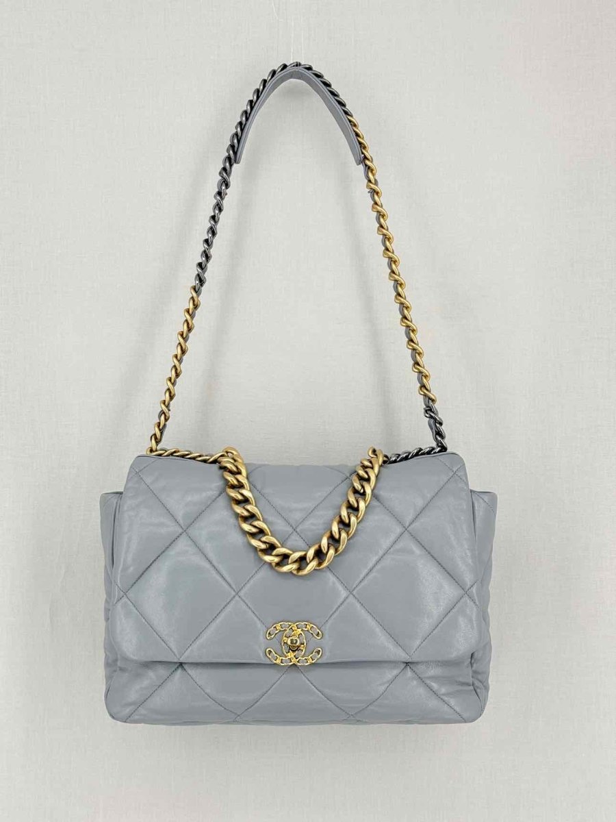 Pre-loved CHANEL 19 Flap Grey Quilted Shoulder Bag at Reems Closet