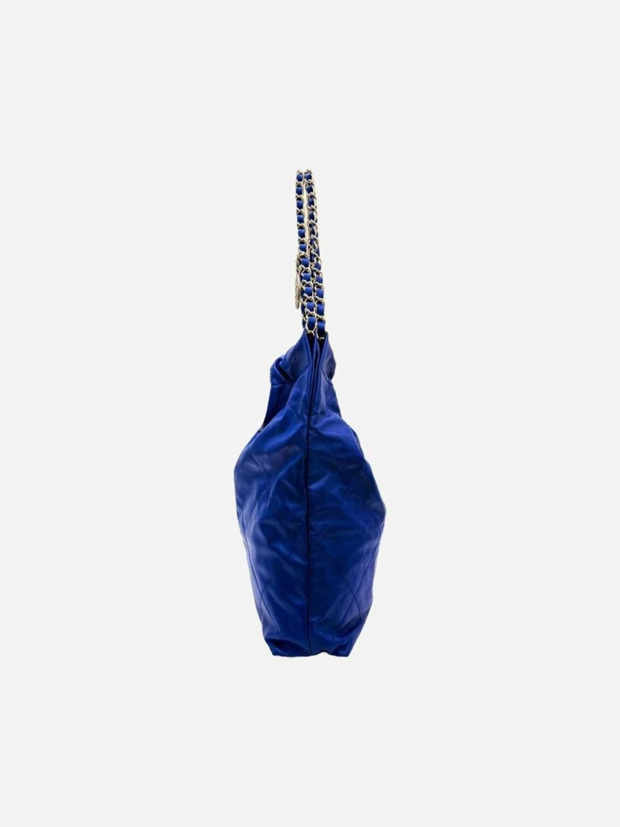 Pre-loved CHANEL 22 Blue Quilted Shoulder Bag at Reems Closet