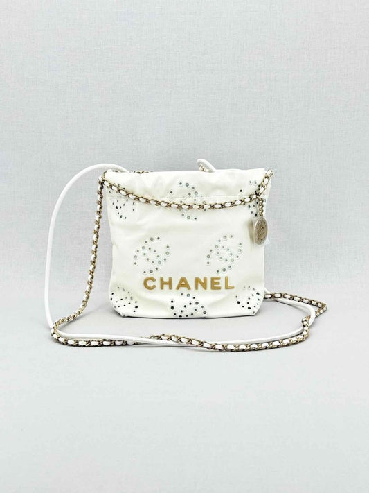 Pre - loved CHANEL 22 Chain White Crossbody at Reems Closet