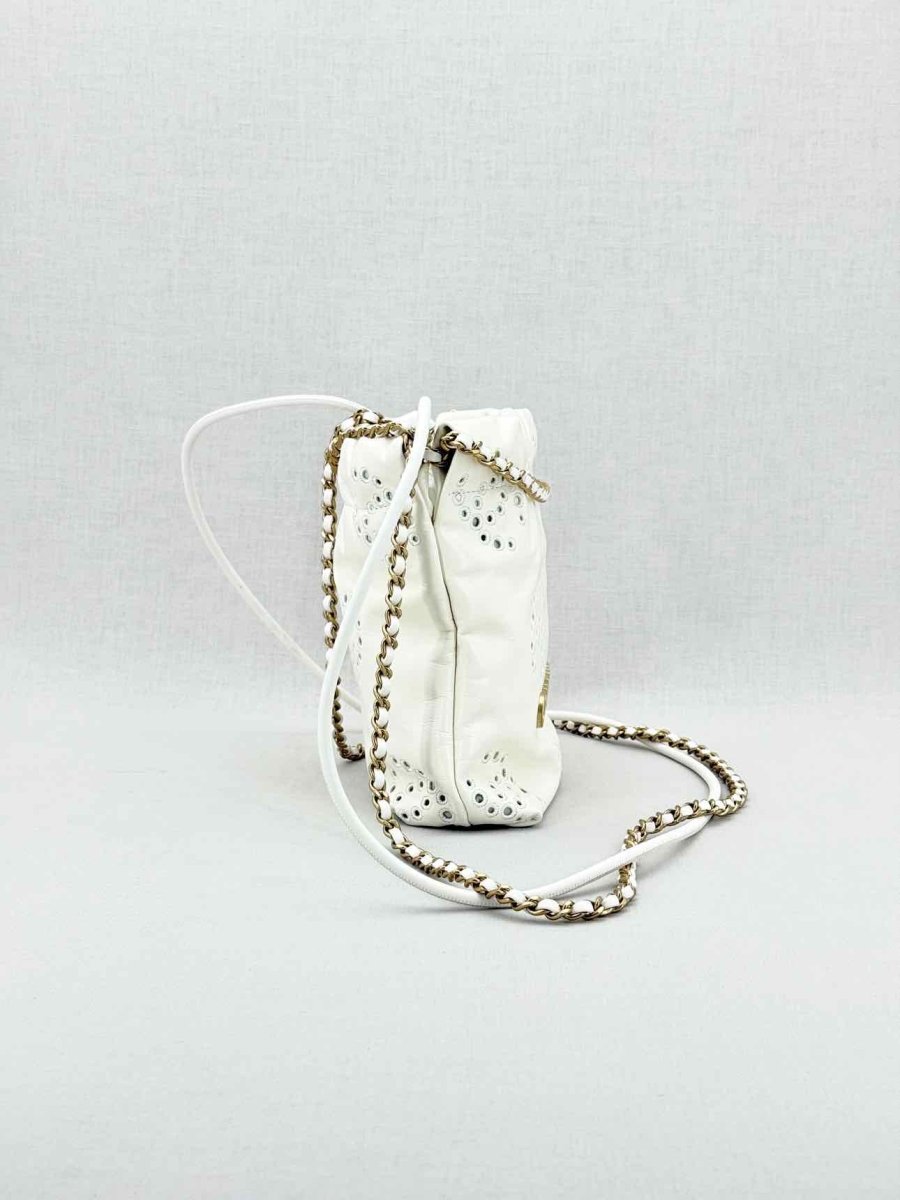 Pre - loved CHANEL 22 Chain White Crossbody at Reems Closet