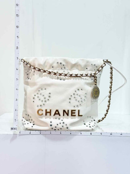 Pre - loved CHANEL 22 Chain White Crossbody at Reems Closet