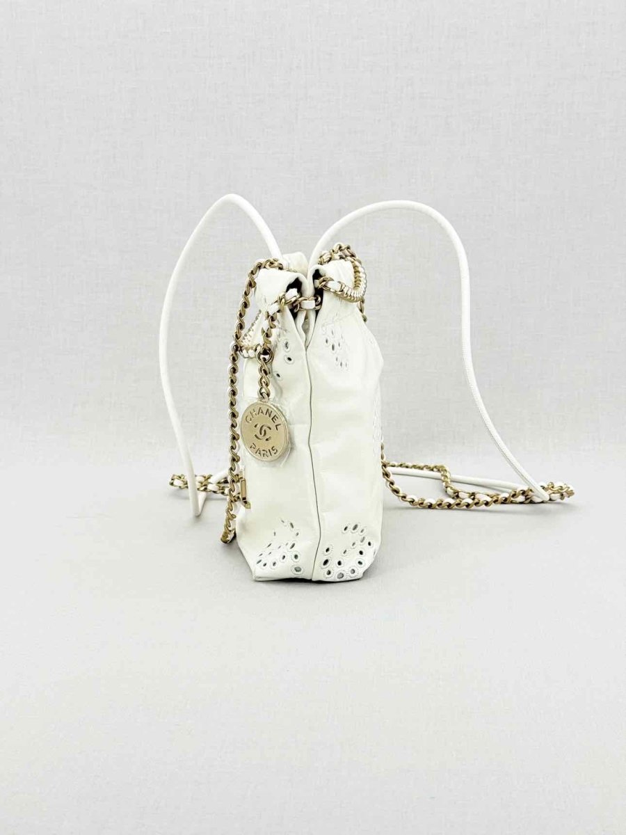 Pre - loved CHANEL 22 Chain White Crossbody at Reems Closet