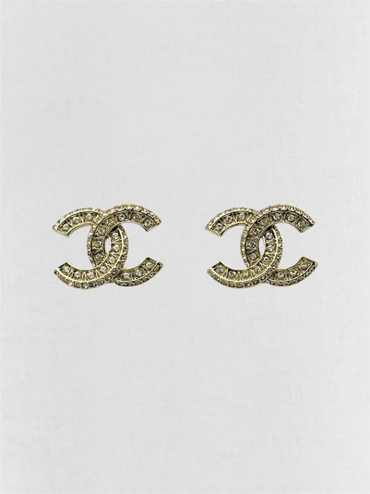 Pre-loved CHANEL Autumn 2023 Fashion Earrings at Reems Closet