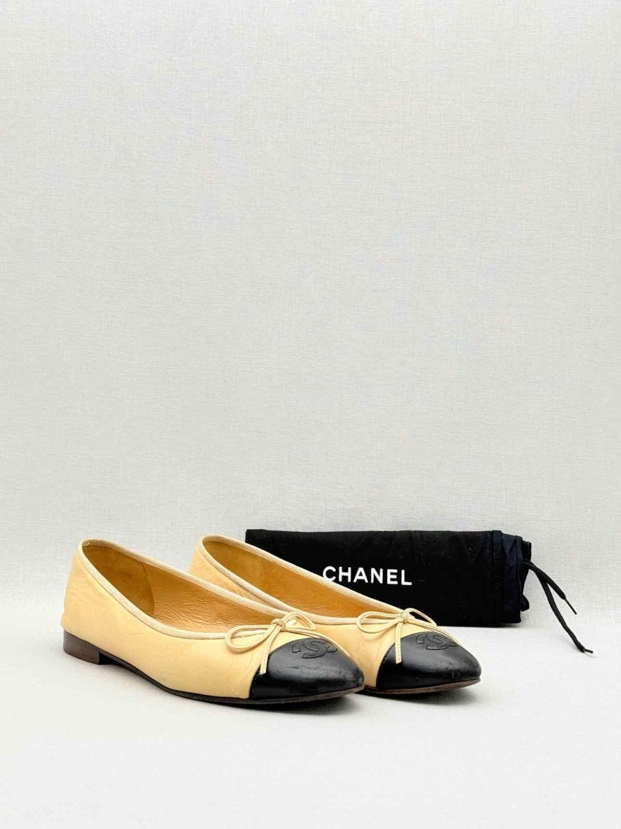 Pre - loved CHANEL Beige & Black Cap Toe Size EU 38 Ballet Flats at Reems Closet