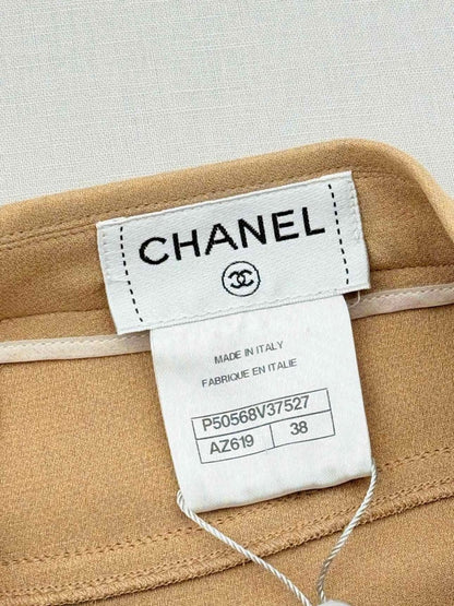 Pre-loved CHANEL Beige Size US 6 Pants at Reems Closet