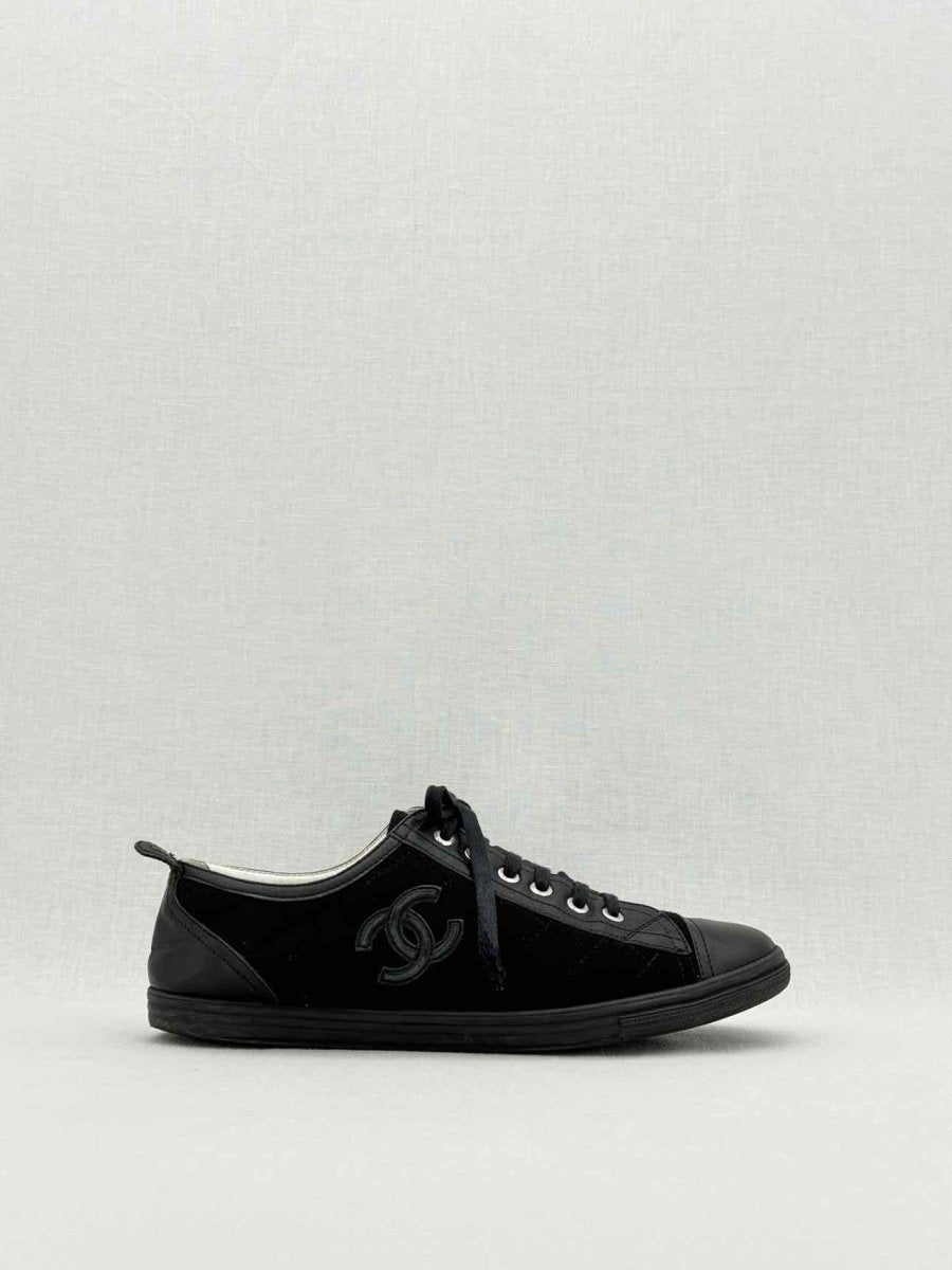 Pre - loved CHANEL Black Quilted Size EU 40 Flats at Reems Closet