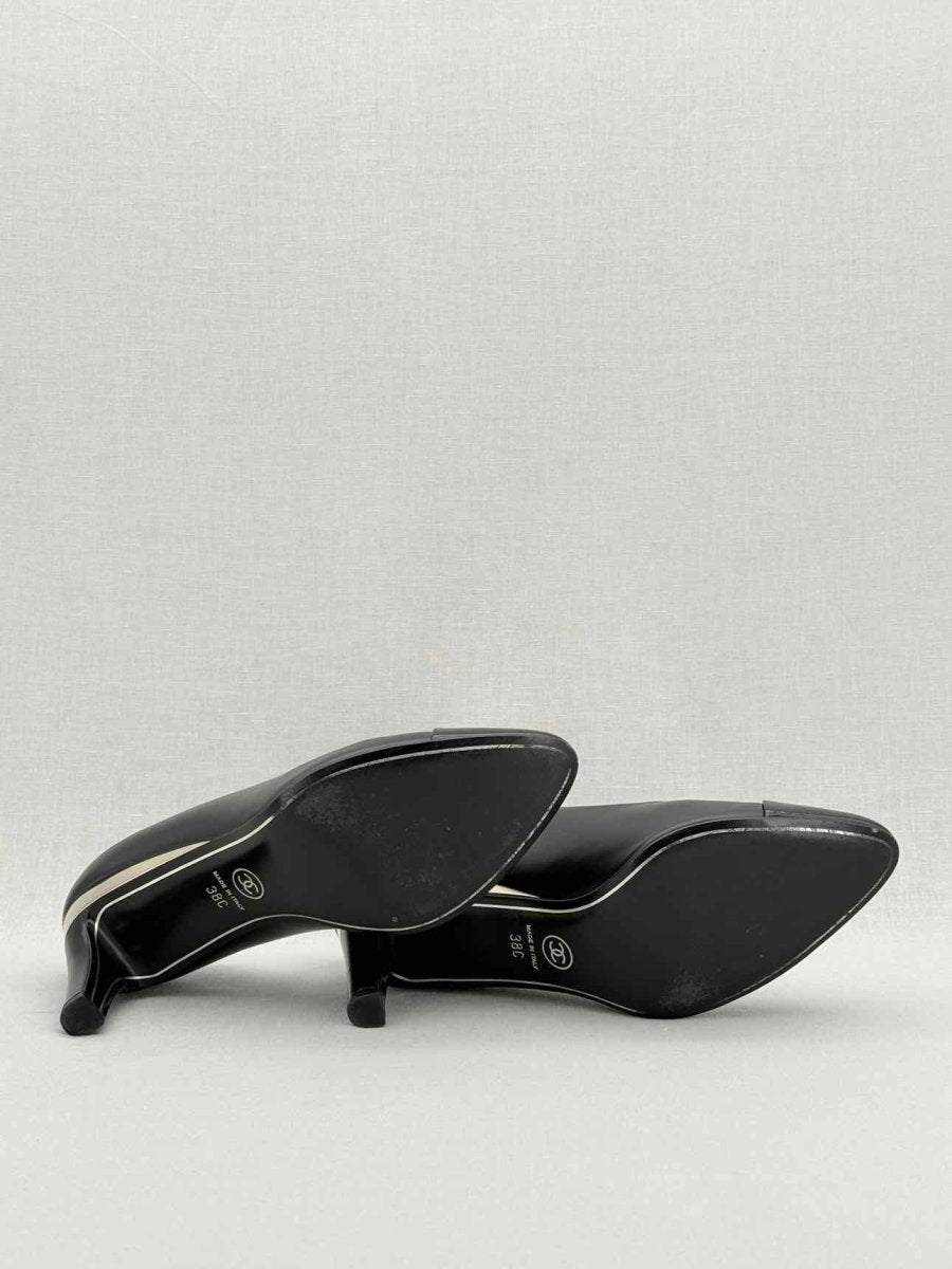 Pre - loved CHANEL Black Size EU 38 Pumps at Reems Closet