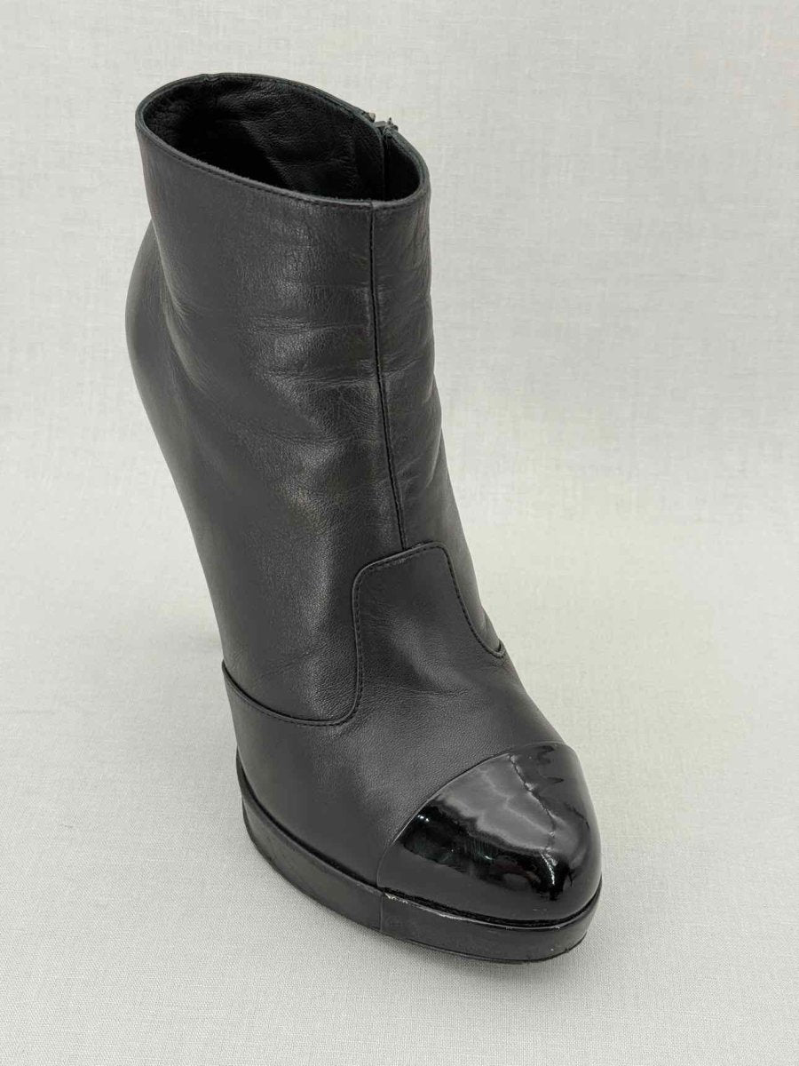Pre - loved CHANEL Black Size EU 38.5 Boots at Reems Closet