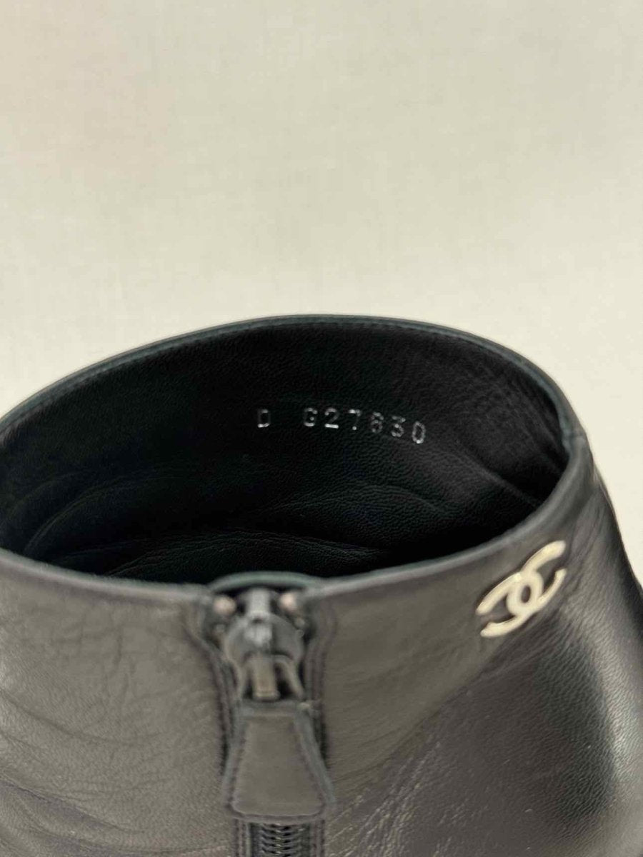 Pre - loved CHANEL Black Size EU 38.5 Boots at Reems Closet