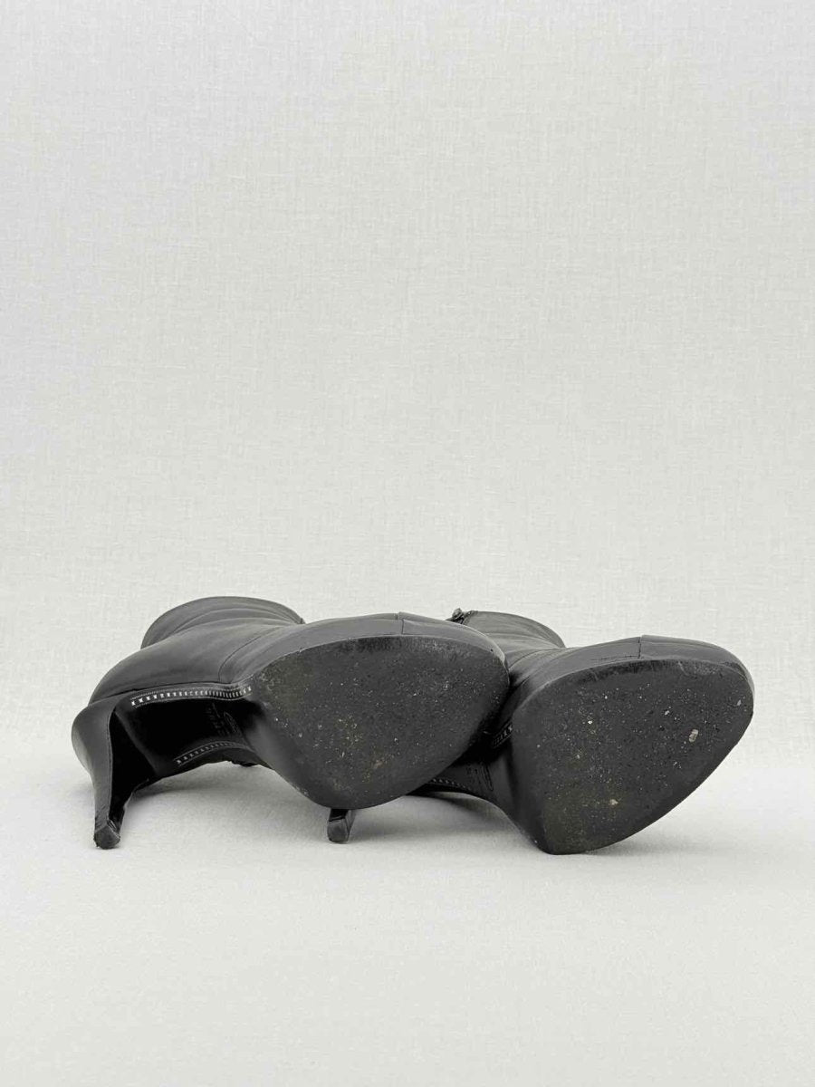 Pre - loved CHANEL Black Size EU 38.5 Boots at Reems Closet