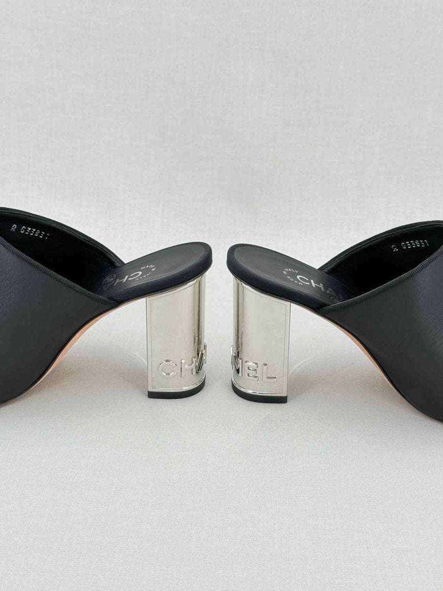 Pre - loved CHANEL Black Size EU 38.5 Mules at Reems Closet