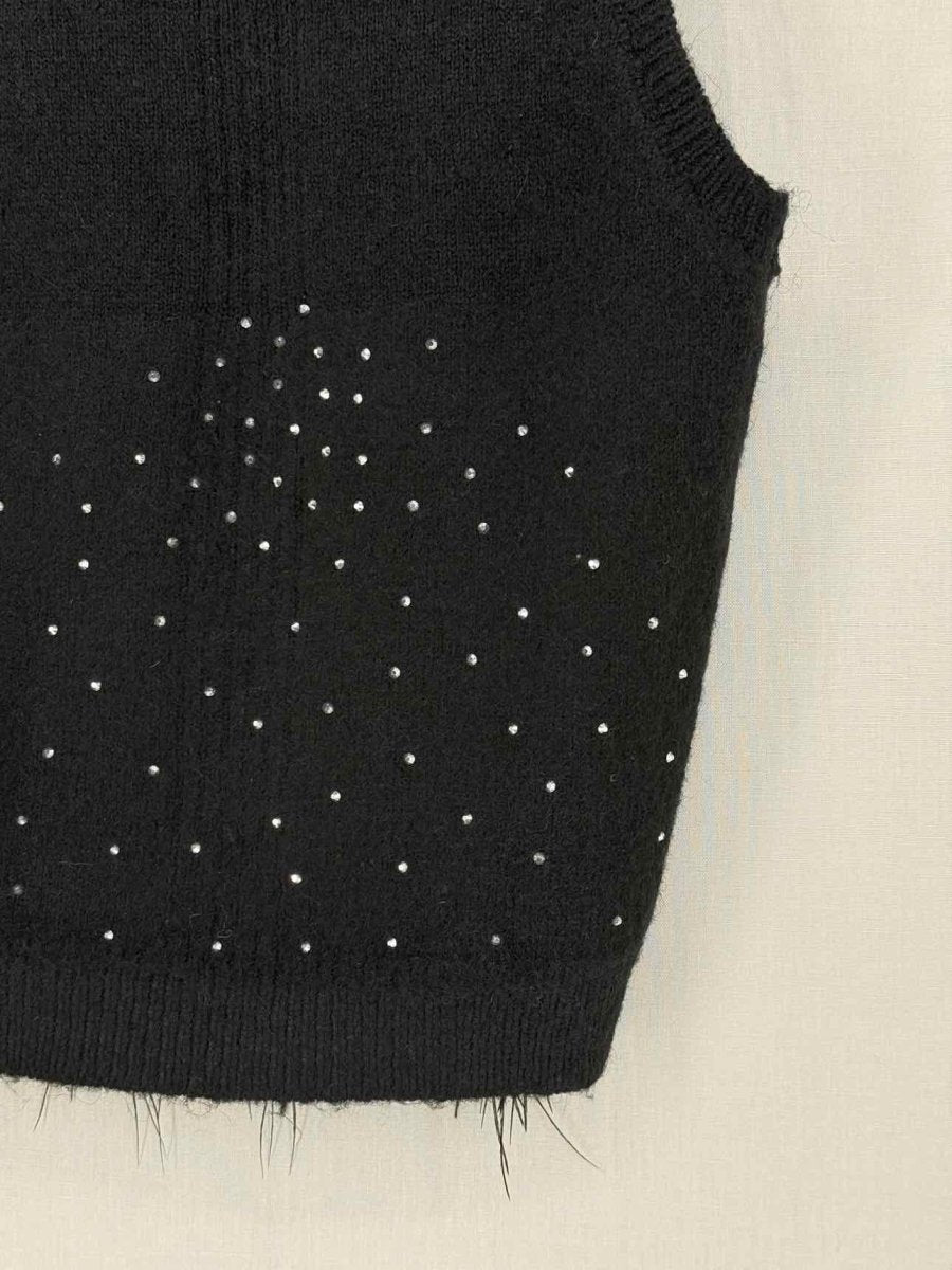 Pre - loved CHANEL Black Size US 0 Tank Top at Reems Closet