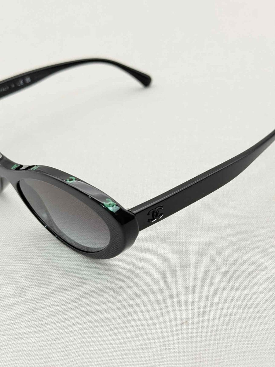 Pre-loved CHANEL Black Sunglasses at Reems Closet