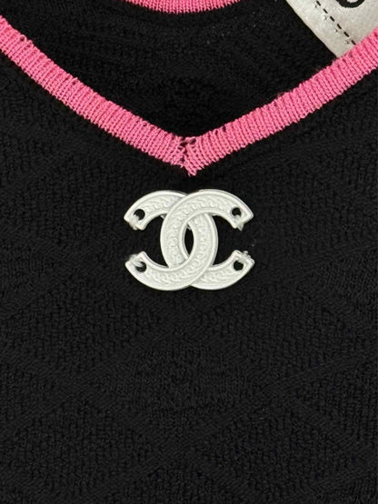 Pre - loved CHANEL Black w/ Pink Size US 4 Tank Top at Reems Closet