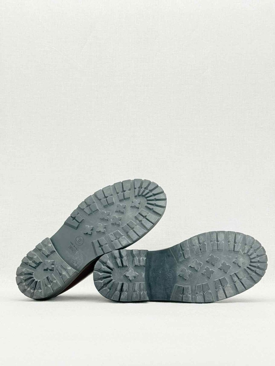 Pre - loved CHANEL Burgundy Size EU 38.5 Brogues at Reems Closet