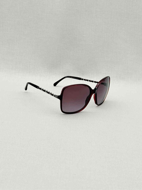 Pre-loved CHANEL Burgundy Sunglasses at Reems Closet