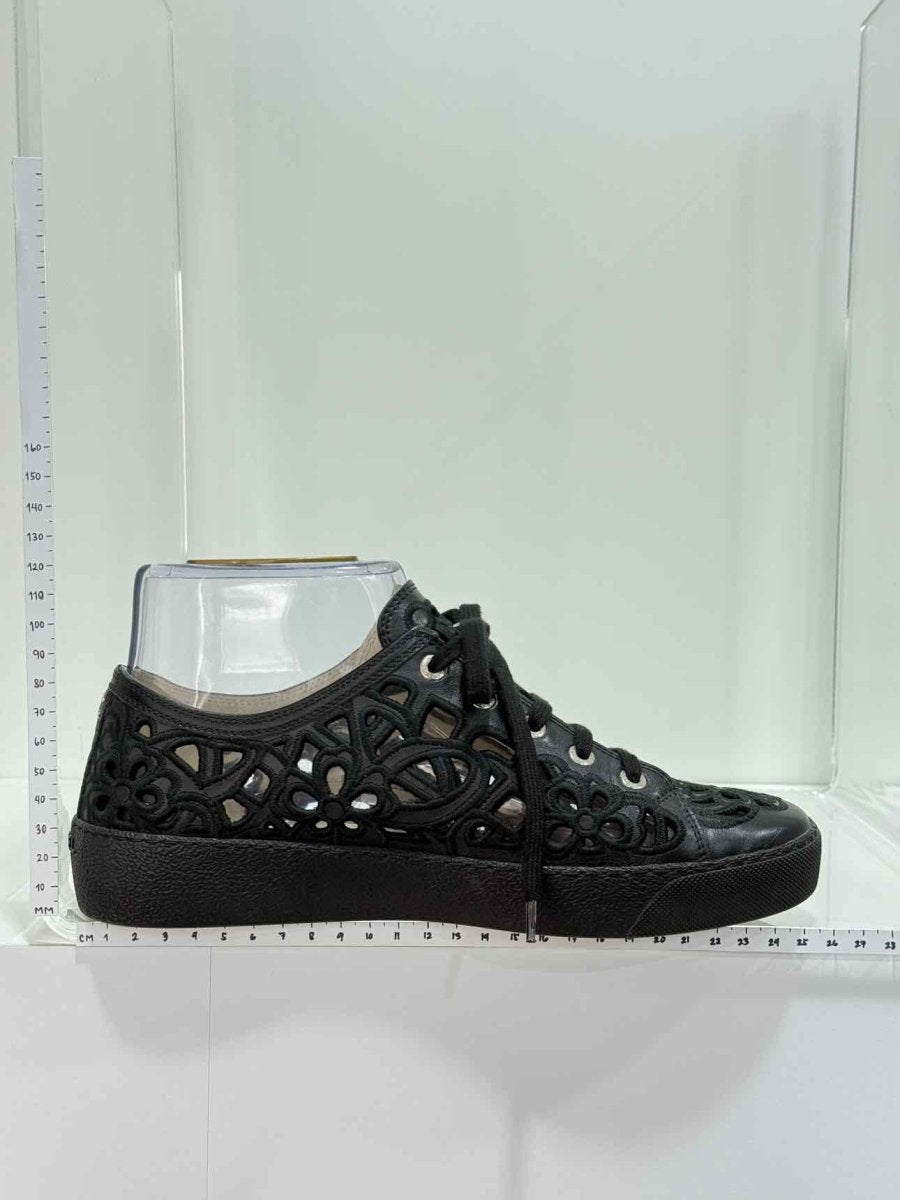 Pre - loved CHANEL Camellia Black Size EU 39 Sneakers at Reems Closet