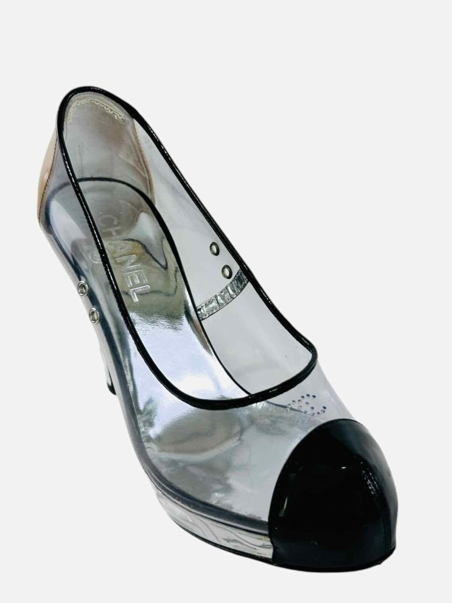 Pre - loved CHANEL CC Black Pumps 39.5 at Reems Closet