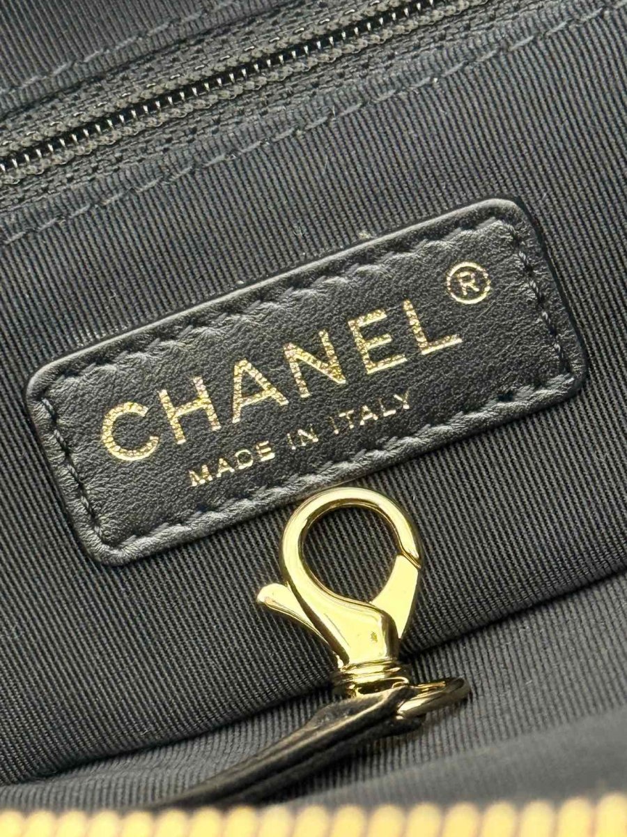 Pre - loved CHANEL Chain Me Black Quilted Tote Bag at Reems Closet