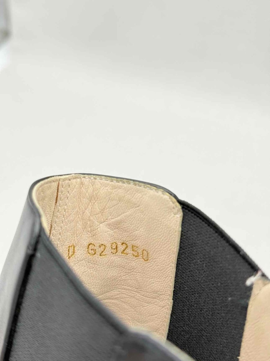 Pre - loved CHANEL Chelsea Black Size EU 39.5 Ankle Boots at Reems Closet