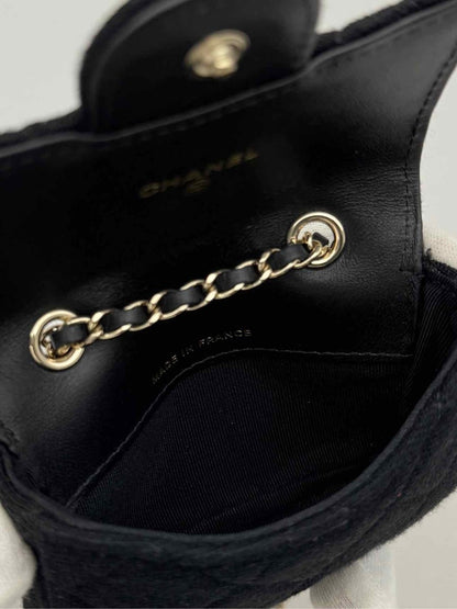 Pre-loved CHANEL Classic Black Quilted Belt Bag at Reems Closet