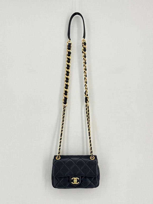 Pre-loved CHANEL Classic Black Quilted Shoulder Bag at Reems Closet