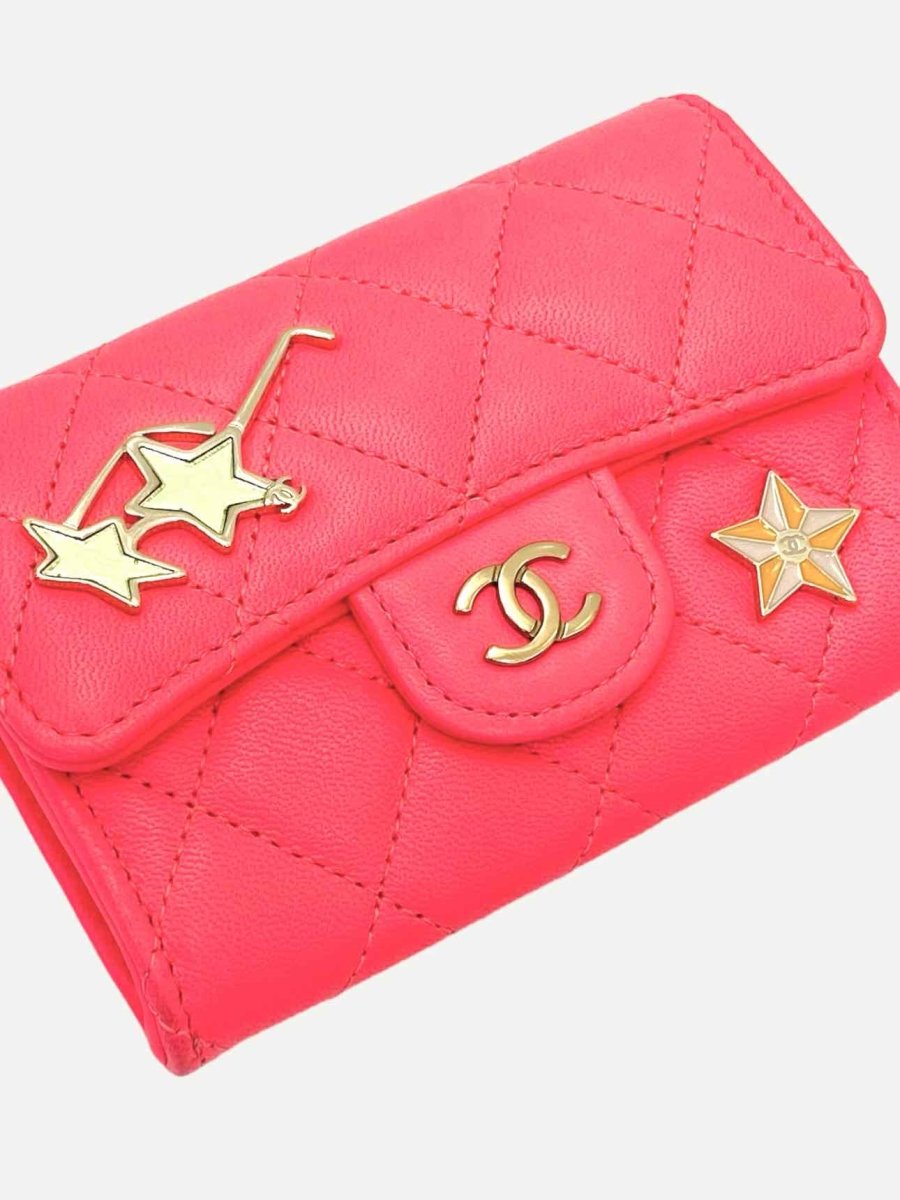 Pre - loved CHANEL Classic Pink Quilted Card Holder at Reems Closet