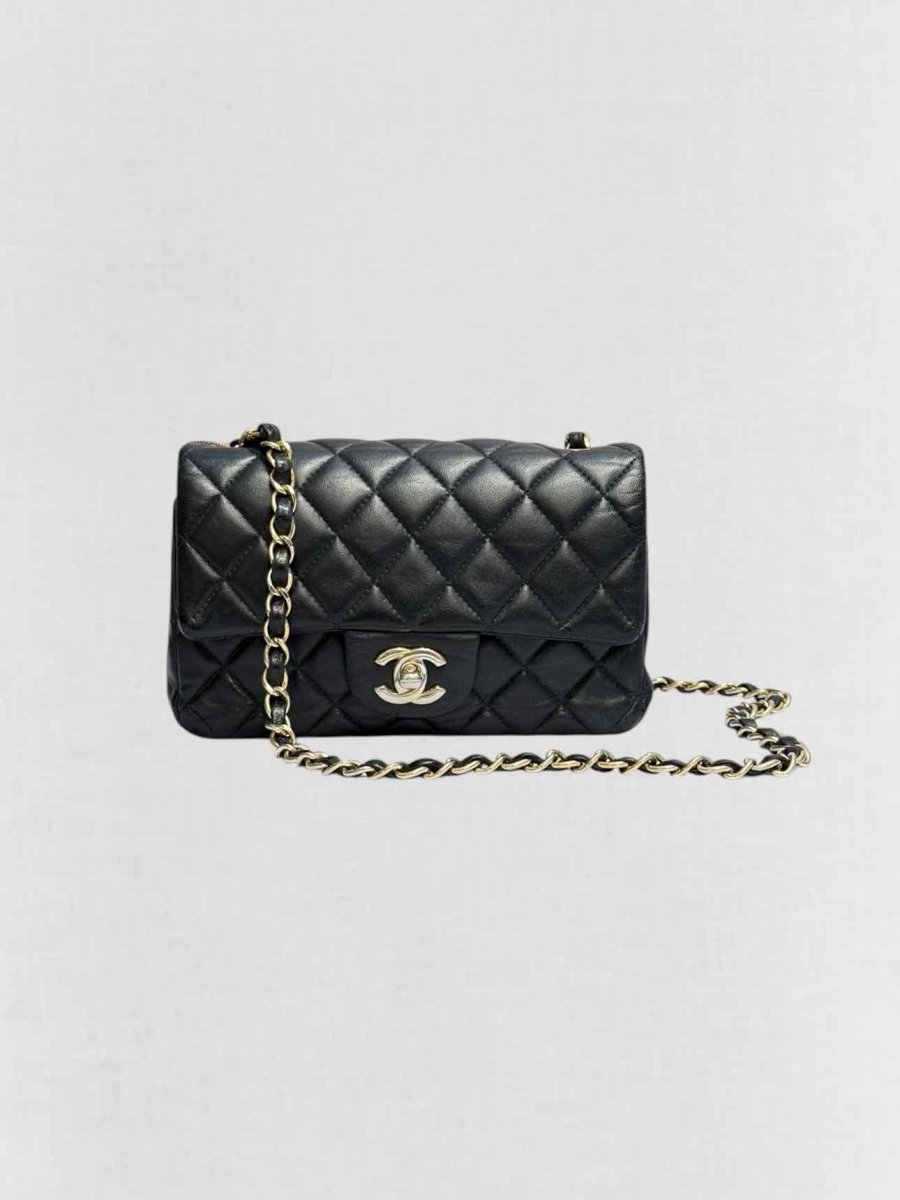 Pre - loved CHANEL Classic Single Flap Black Quilted Shoulder Bag at Reems Closet
