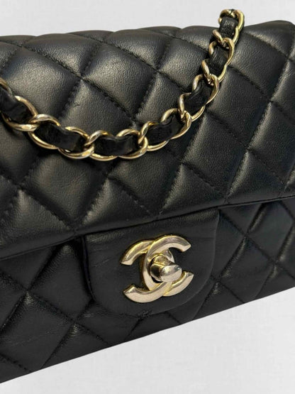 Pre - loved CHANEL Classic Single Flap Black Quilted Shoulder Bag at Reems Closet