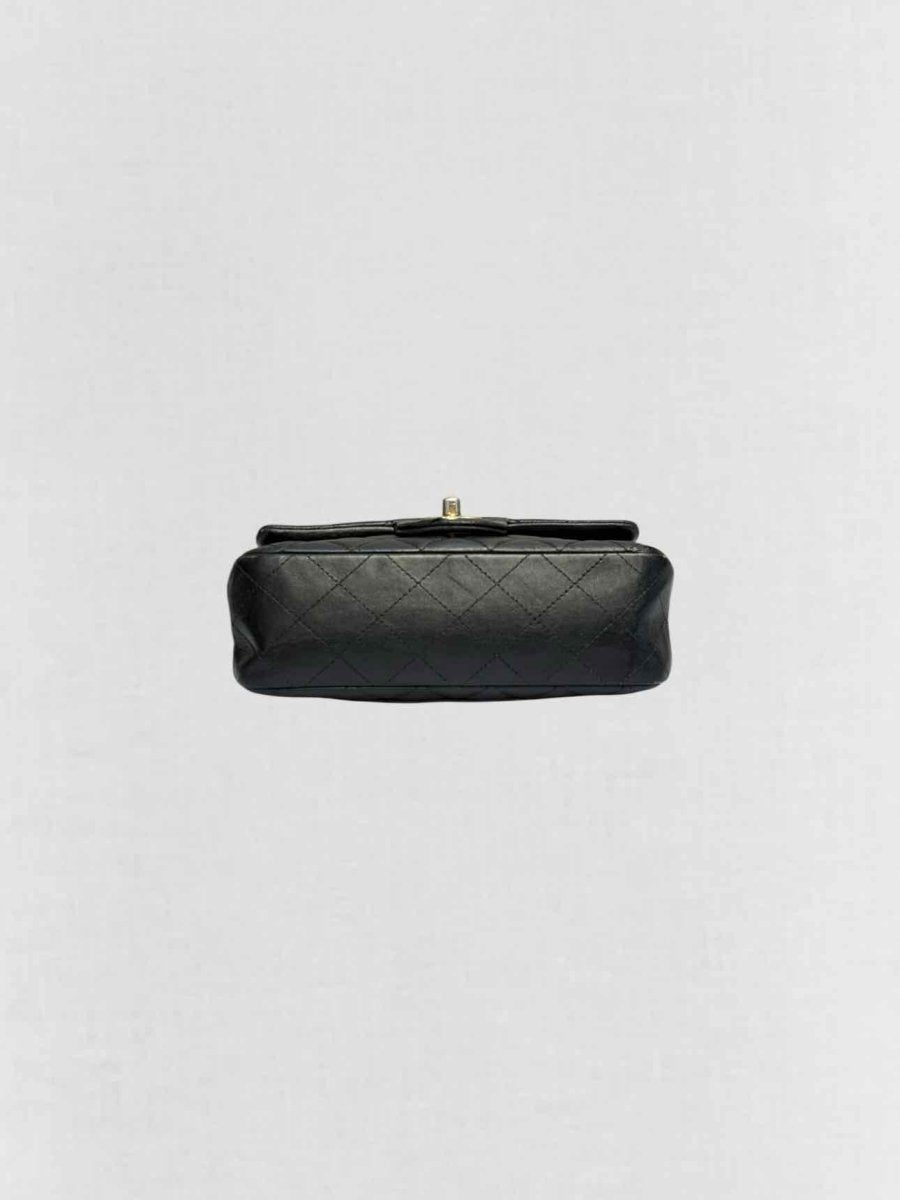 Pre - loved CHANEL Classic Single Flap Black Quilted Shoulder Bag at Reems Closet