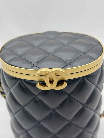 Pre-loved CHANEL Crown Box Black Quilted Vanity Case at Reems Closet
