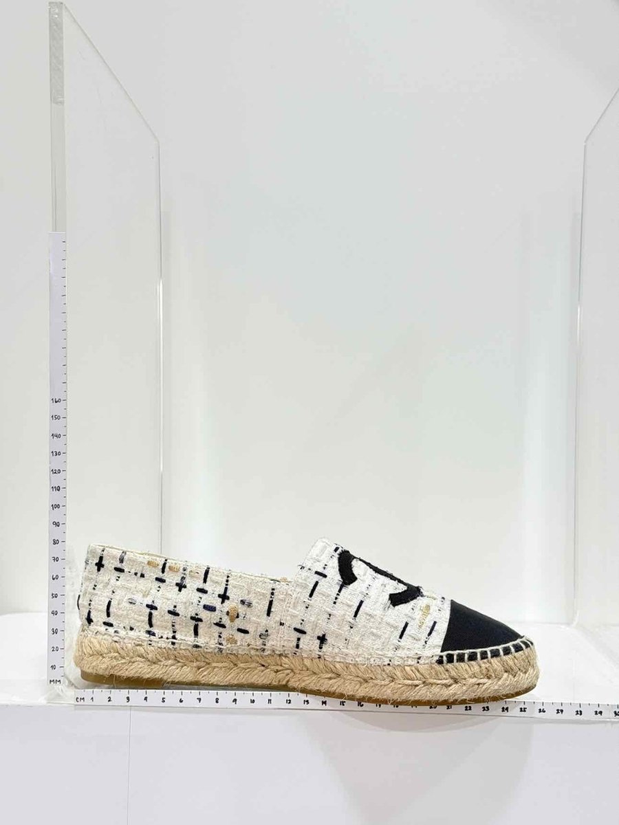Pre - loved CHANEL Espadrille Beige & Black Tweed Size EU 39 Flats at Reems Closet