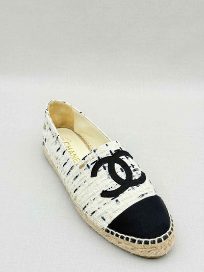Pre - loved CHANEL Espadrille Beige & Black Tweed Size EU 39 Flats at Reems Closet