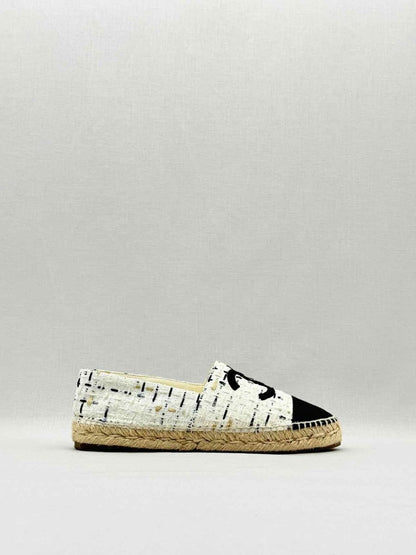 Pre - loved CHANEL Espadrille Beige & Black Tweed Size EU 39 Flats at Reems Closet