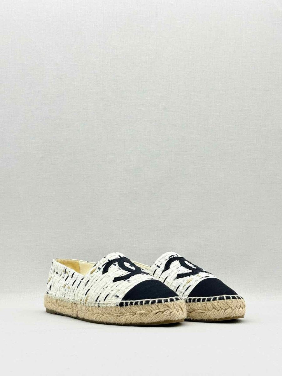 Pre - loved CHANEL Espadrille Beige & Black Tweed Size EU 39 Flats at Reems Closet
