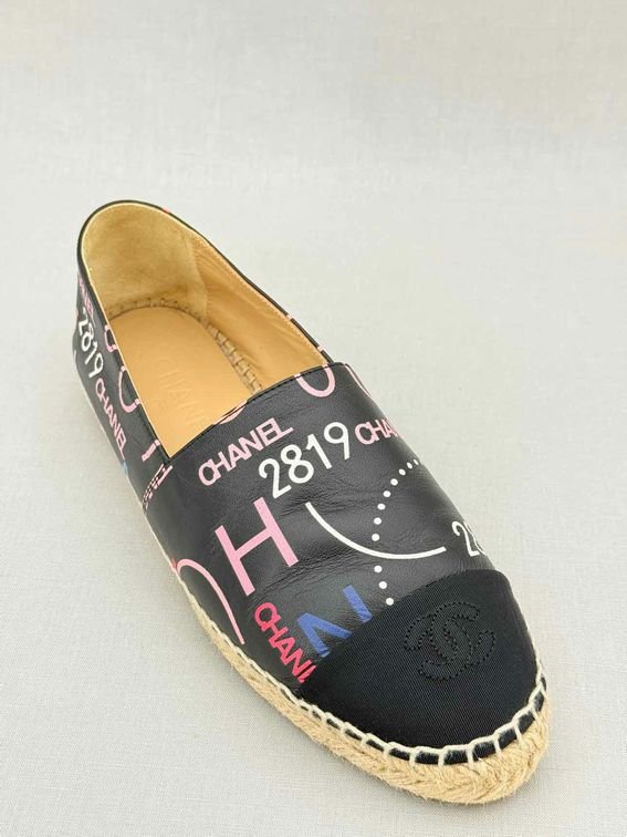 Pre - loved CHANEL Espadrille Black Multicolor Size EU 39 Flats at Reems Closet