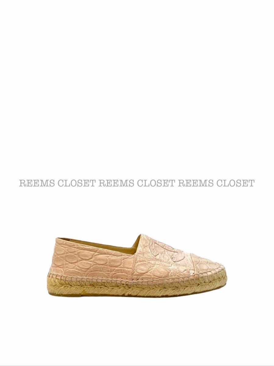 Pre-loved CHANEL Espadrille Pink Size EU 38 Flats at Reems Closet