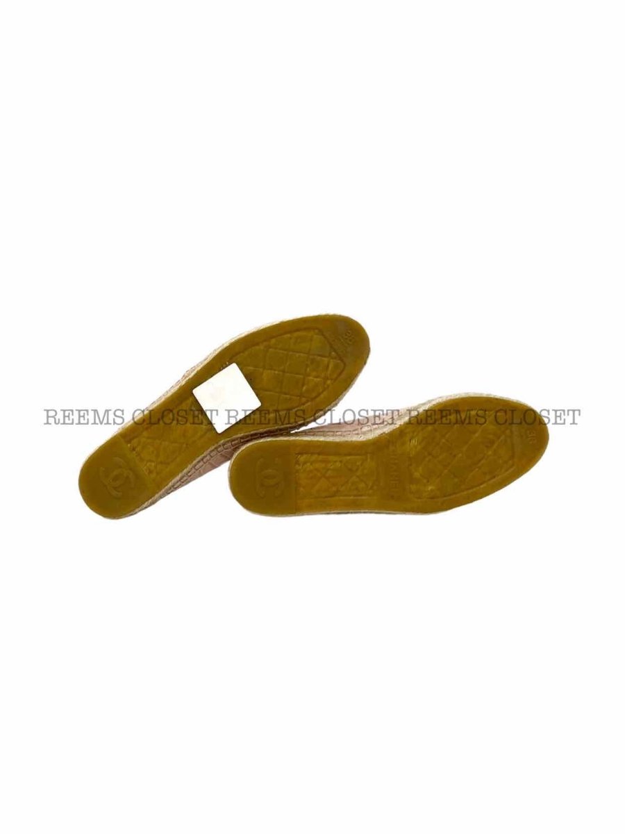 Pre-loved CHANEL Espadrille Pink Size EU 38 Flats at Reems Closet