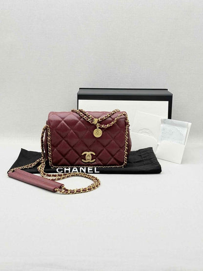 Pre - loved CHANEL Fall/Winter 2022 Burgundy Quilted Shoulder Bag at Reems Closet